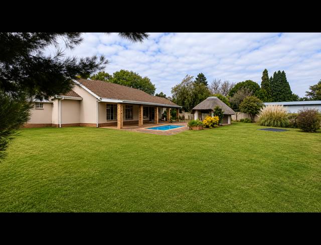 3 BEDROOM HOUSE FOR SALE IN THREE RIVERS EAST